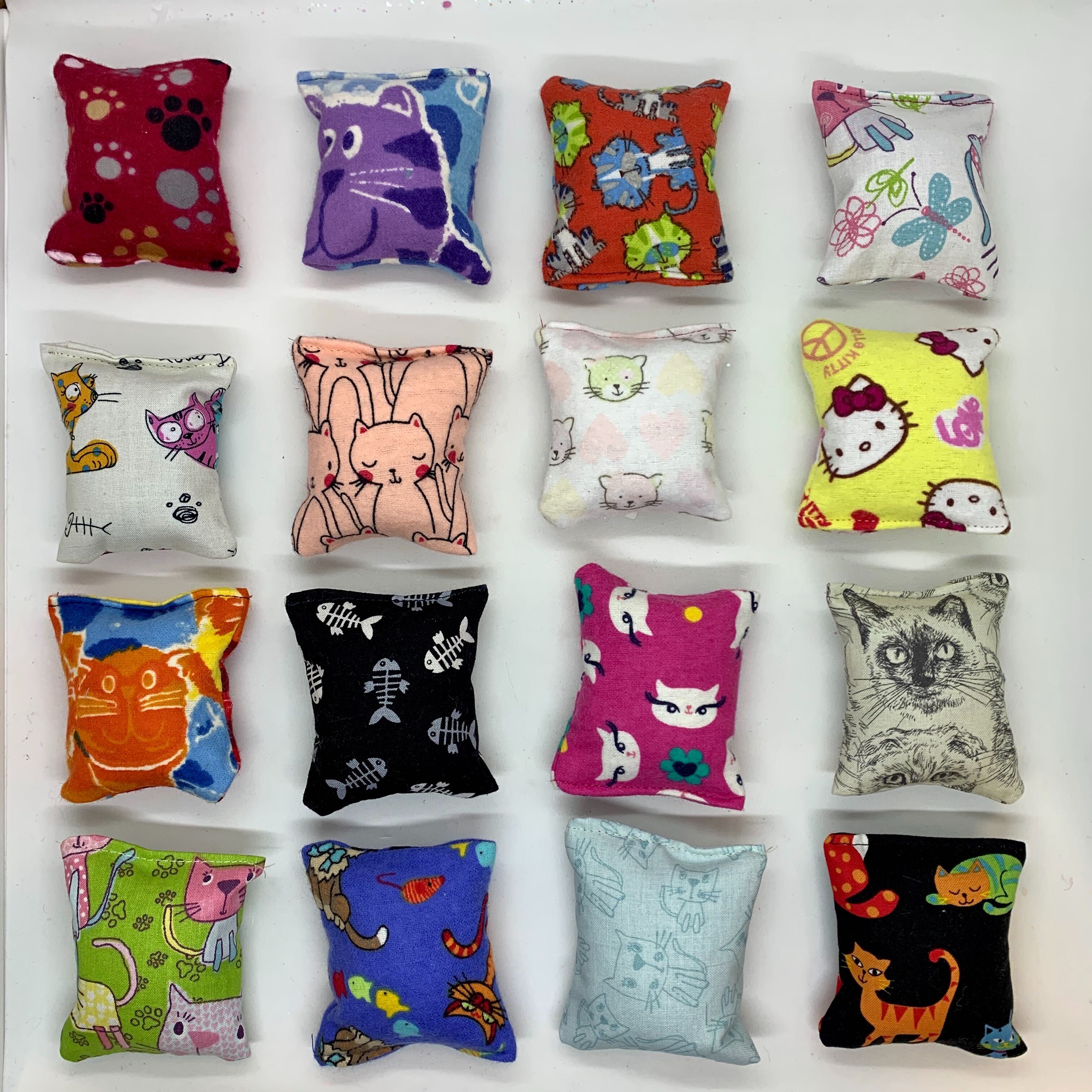 Kitty pillows shop