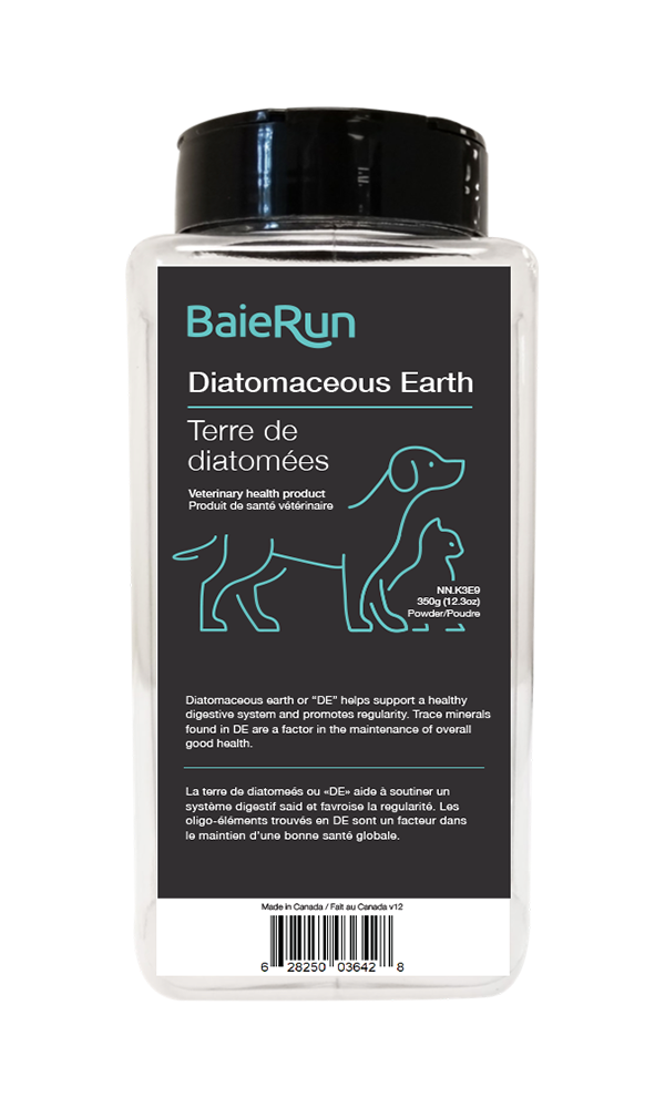 Diatomaceous earth outlet for cats